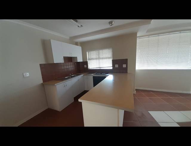 2 BEDROOM APARTMENT FOR SALE IN UMHLANGA RIDGE